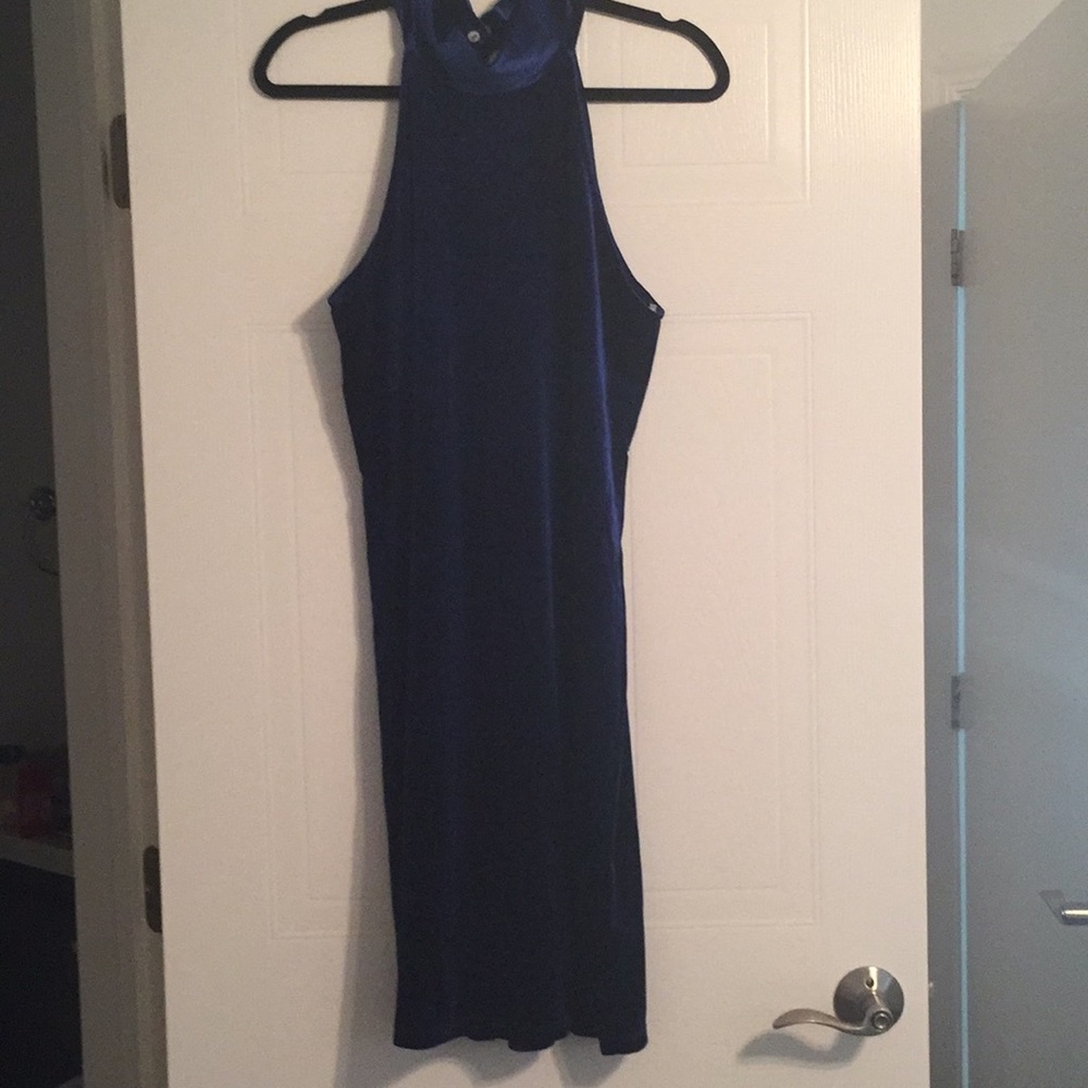 Green Envelope-velvet dress.